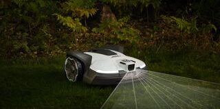 Ciberseguridad al Límite: Un Cortacésped Robotizado, Hackeado a 9.000 km